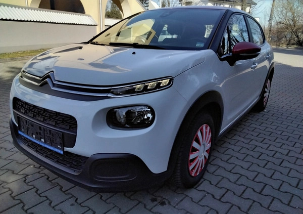 Citroen C3 cena 39900 przebieg: 117000, rok produkcji 2018 z Pińczów małe 137